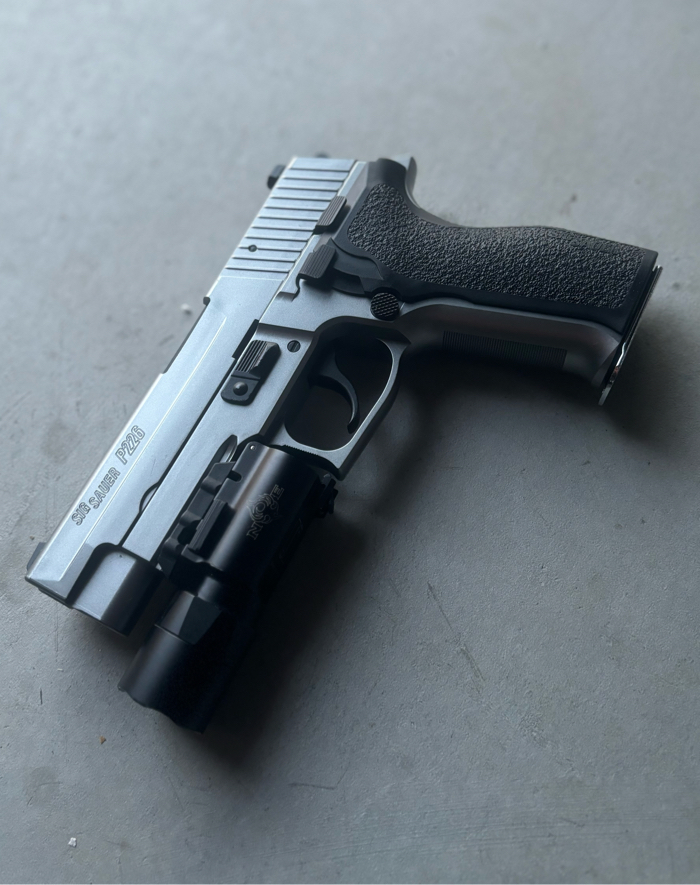 🩶 Tokyo Marui P226 E2 BLOWBACK CHROME 🩶 | HopUp Airsoft
