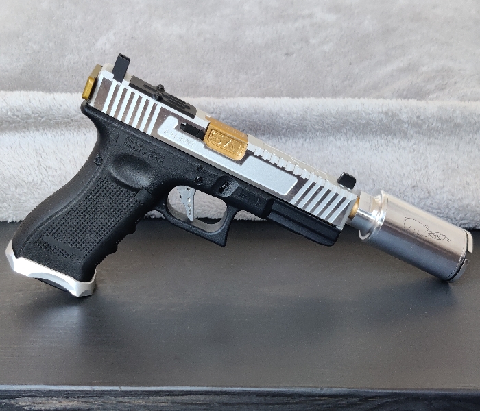 GLOCK 17 Gen.4 カスタム お買い得品 東京マルイ グロック17 gen4 カスタム